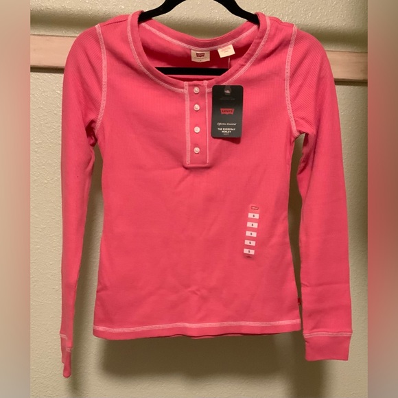 Signature by Levi Strauss Tops - Levi Henley